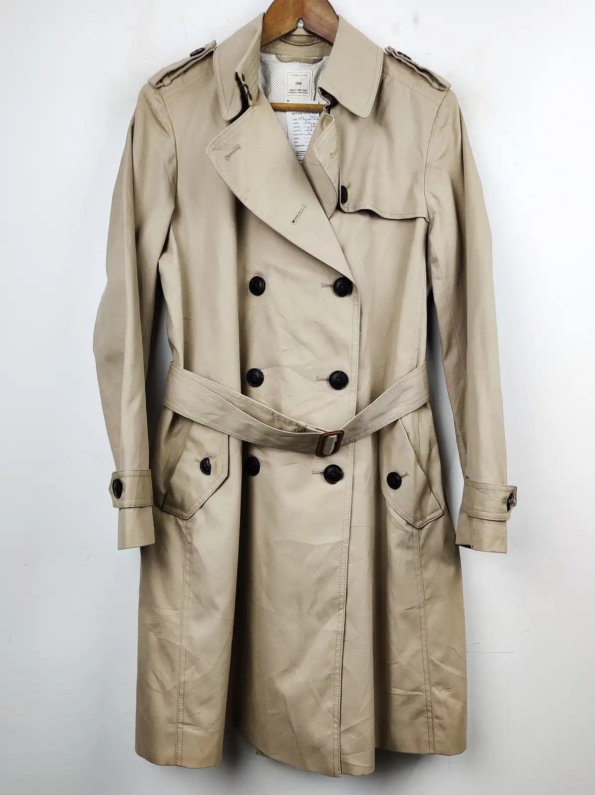 Buy online pre-used pre-loved 100% authentic & Original branded Gap (WC-2513) available in Pakistan. Top international brands avilable.