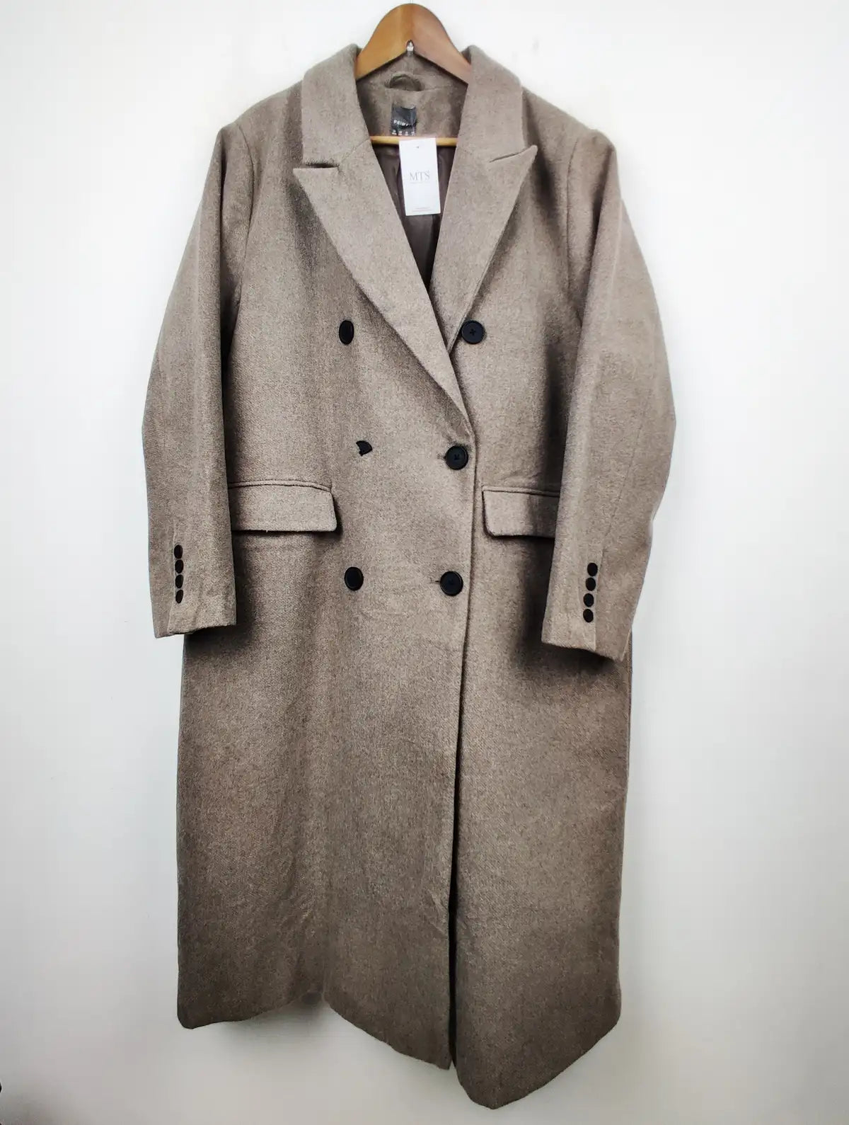 Buy online pre-used pre-loved 100% authentic & Original branded Primark (WC-2534) available in Pakistan. Top international brands avilable.