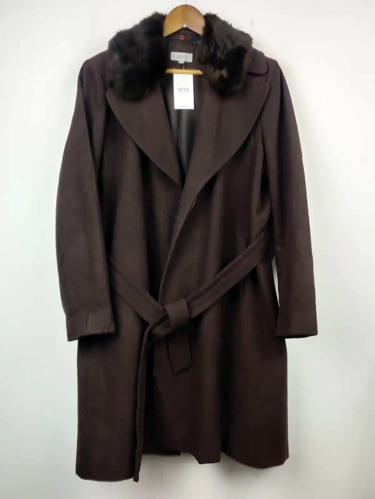 Buy online pre-used pre-loved 100% authentic & Original branded Marks & Spencer (WC-2536) available in Pakistan. Top international brands avilable.