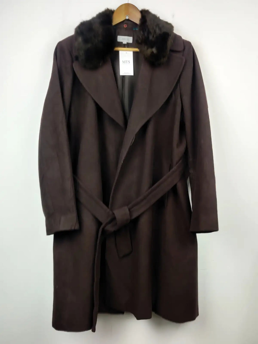 Buy online pre-used pre-loved 100% authentic & Original branded Marks & Spencer (WC-2536) available in Pakistan. Top international brands avilable.