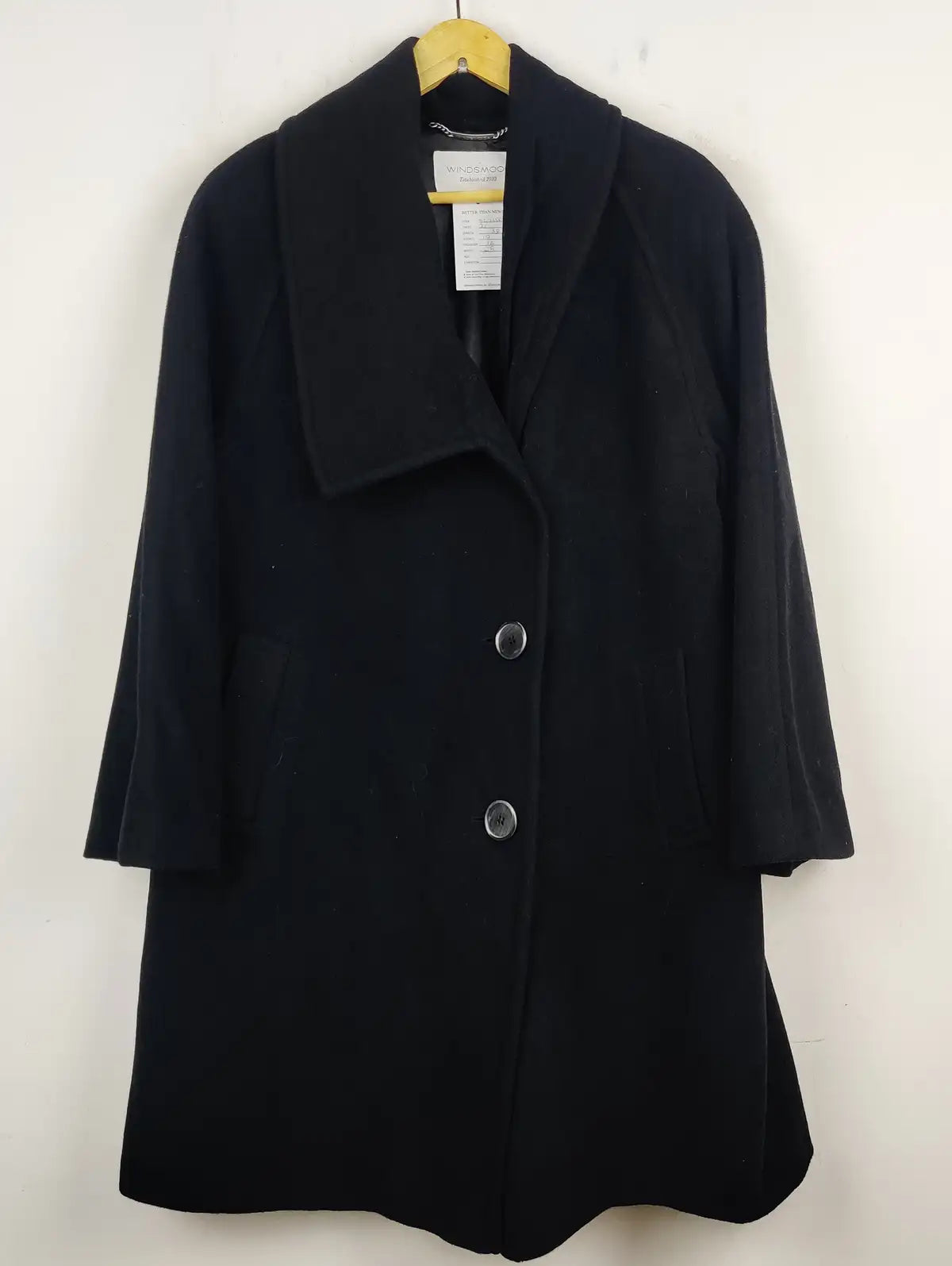 Buy online pre-used pre-loved 100% authentic & Original branded Windsmoor (WC-2555) available in Pakistan. Top international brands avilable.