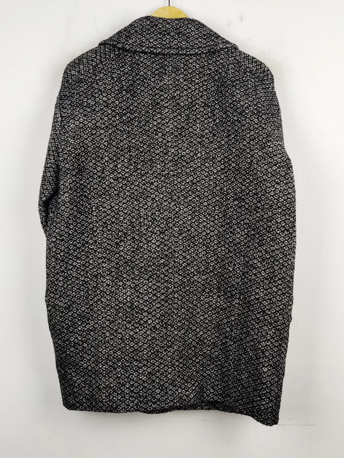 Banana Republic (WC-2556)