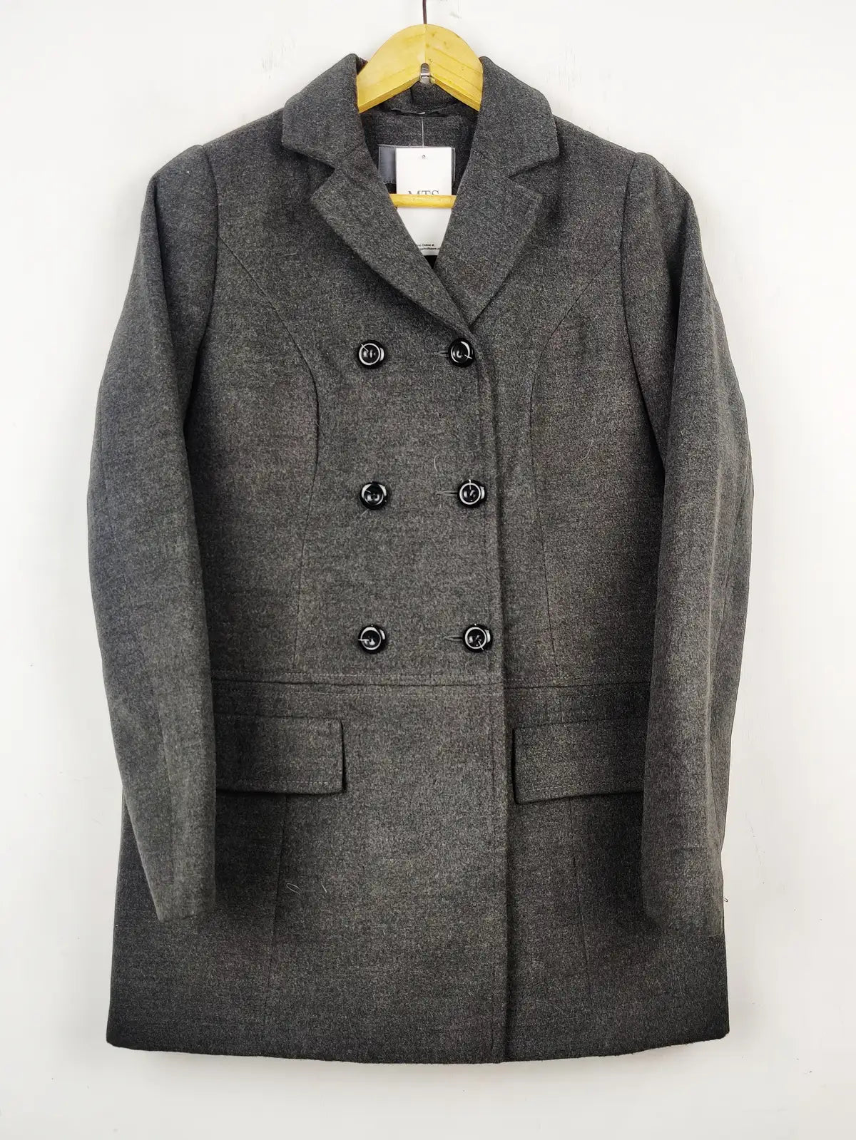 Buy online pre-used pre-loved 100% authentic & Original branded W (WC-2638) available in Pakistan. Top international brands avilable.