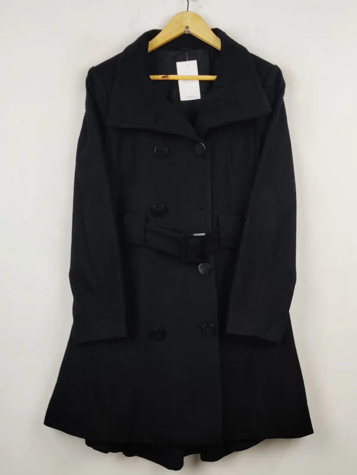 Buy online pre-used pre-loved 100% authentic & Original branded Oasis (WC-2668) available in Pakistan. Top international brands avilable.