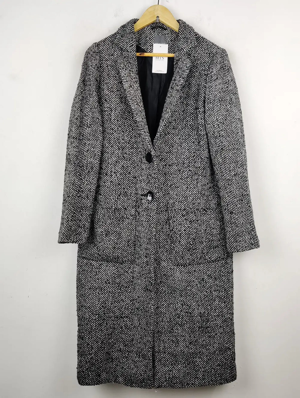Buy online pre-used pre-loved 100% authentic & Original branded Primark (WC-2673) available in Pakistan. Top international brands avilable.