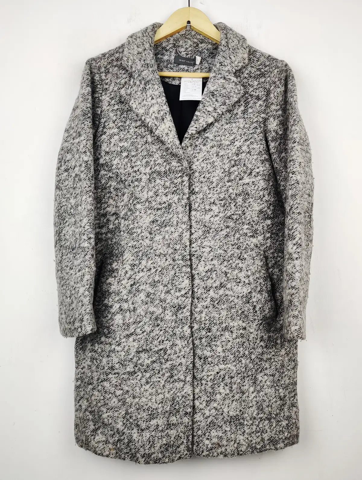 Buy online pre-used pre-loved 100% authentic & Original branded Mint Velvet (WC-2899) available in Pakistan. Top international brands avilable.