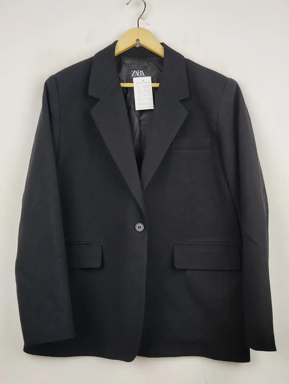 Buy online pre-used pre-loved 100% authentic & Original branded Zara (WC-2959) available in Pakistan. Top international brands avilable.