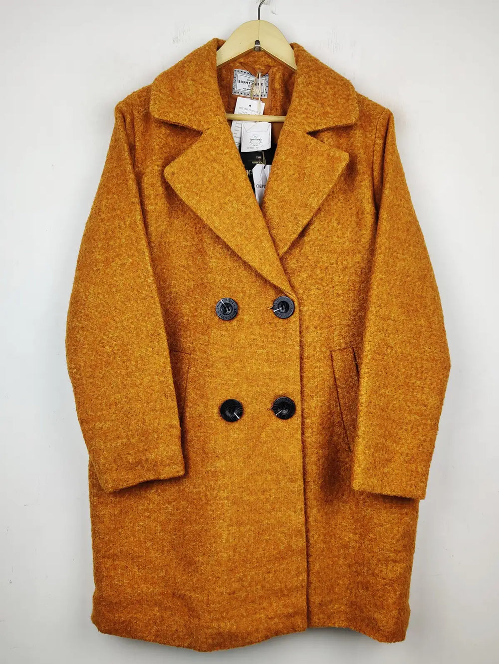 Buy online pre-used pre-loved 100% authentic & Original branded Eight2Nine (WC-3038) available in Pakistan. Top international brands avilable.