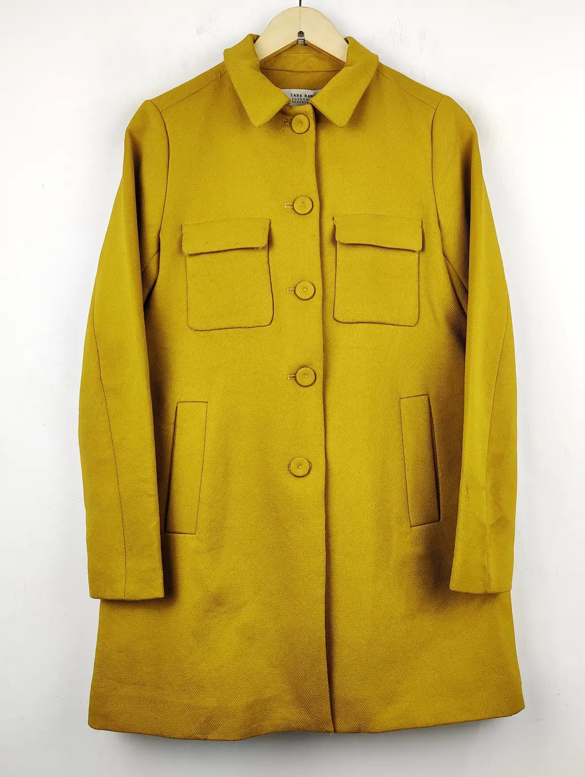 Buy online pre-used pre-loved 100% authentic & Original branded Zara (WC-3062) available in Pakistan. Top international brands avilable.