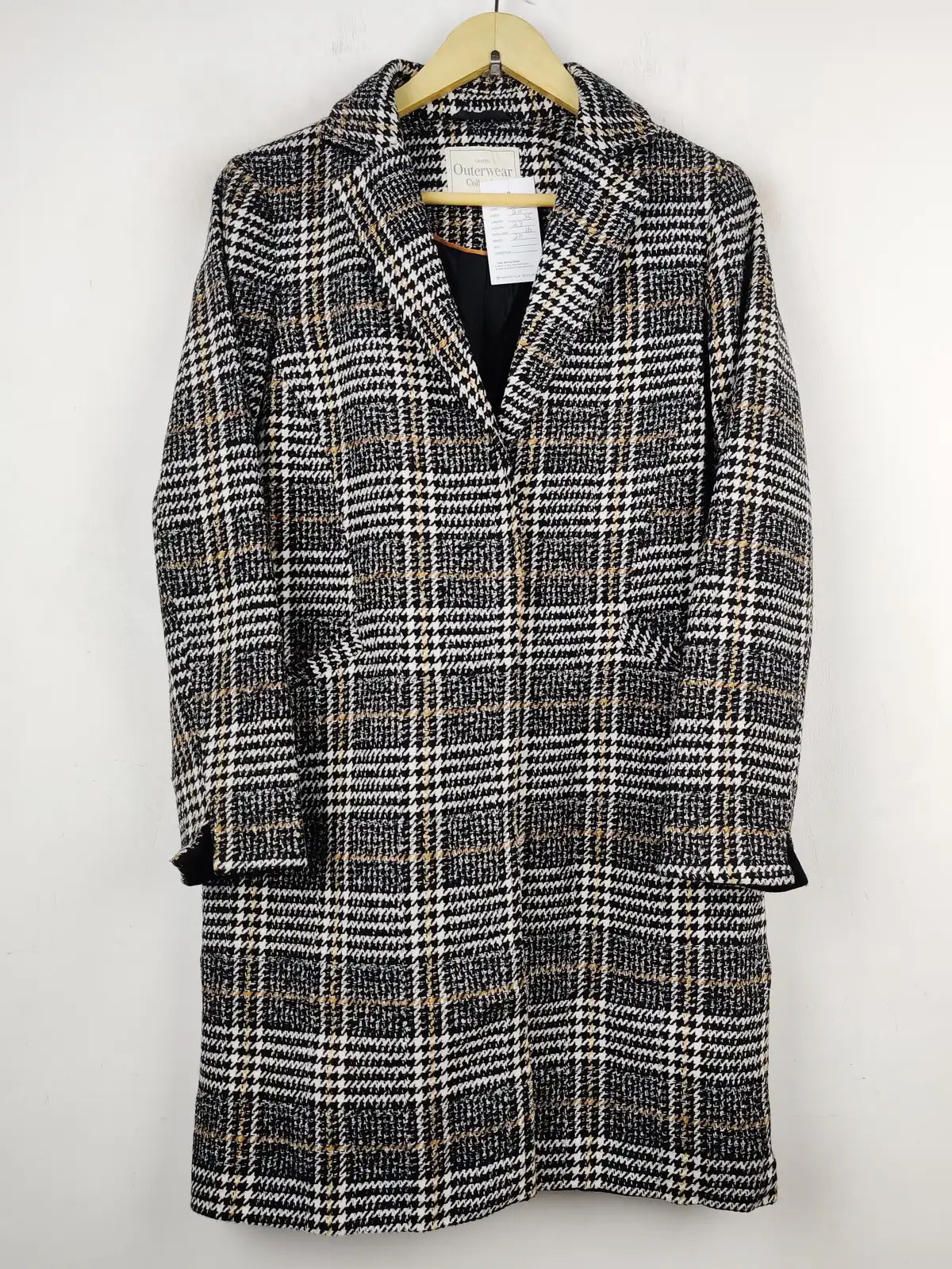 Buy online pre-used pre-loved 100% authentic & Original branded George (WC-3083) available in Pakistan. Top international brands avilable.