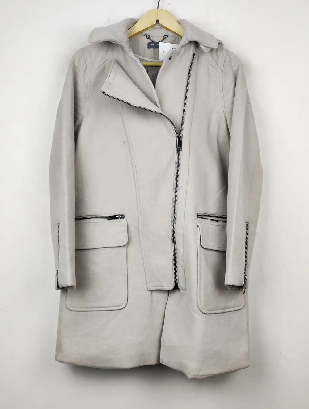 Buy online pre-used pre-loved 100% authentic & Original branded Mint Velvet (WC-3156) available in Pakistan. Top international brands avilable.