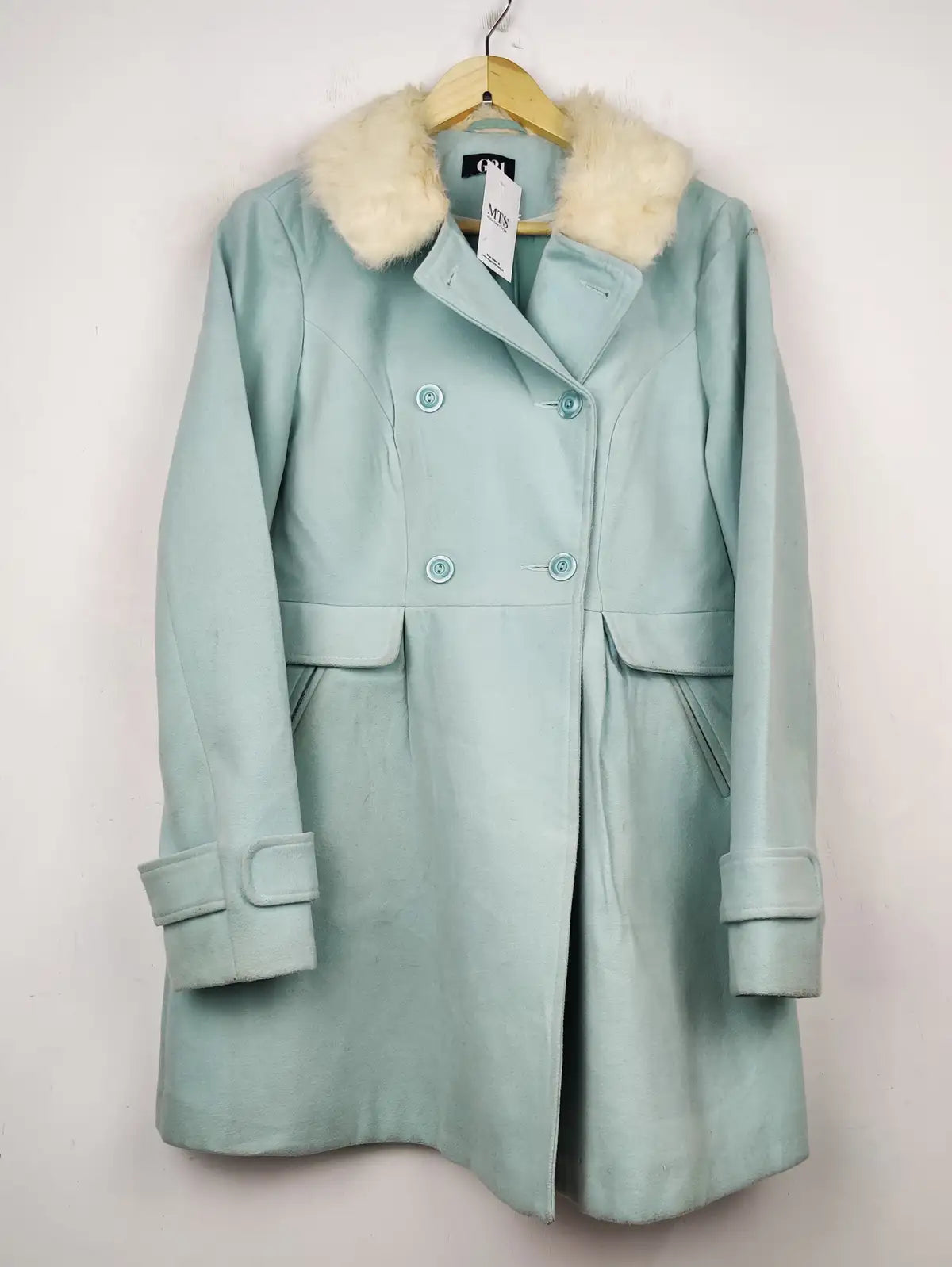 Buy online pre-used pre-loved 100% authentic & Original branded G 21 (WC-3170) available in Pakistan. Top international brands avilable.