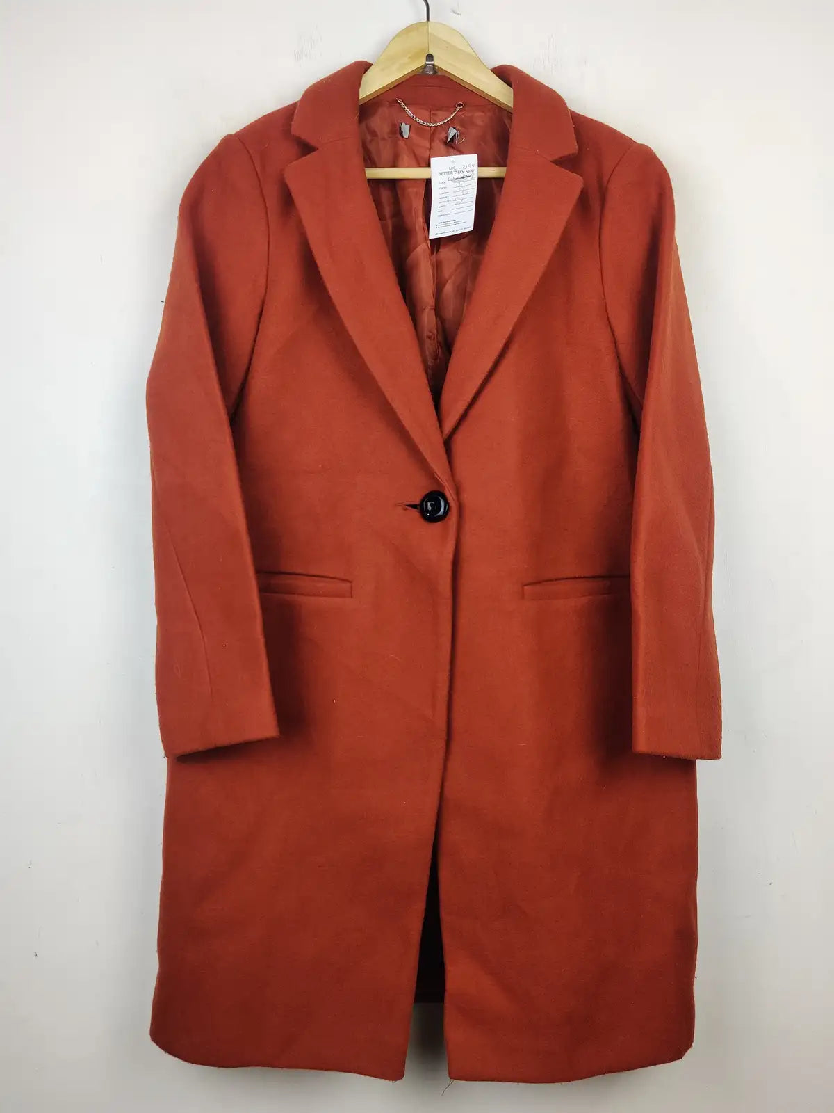 Buy online pre-used pre-loved 100% authentic & Original branded Unknown Brand (WC-3194) available in Pakistan. Top international brands avilable.