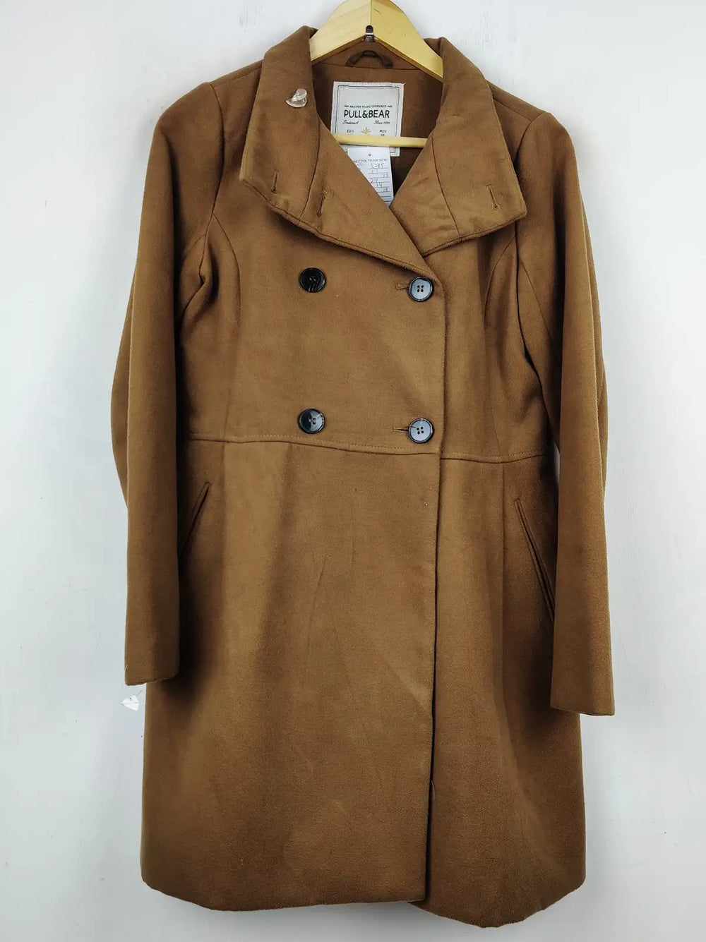 Buy online pre-used pre-loved 100% authentic & Original branded Pull&Bear (WC-3245) available in Pakistan. Top international brands avilable.