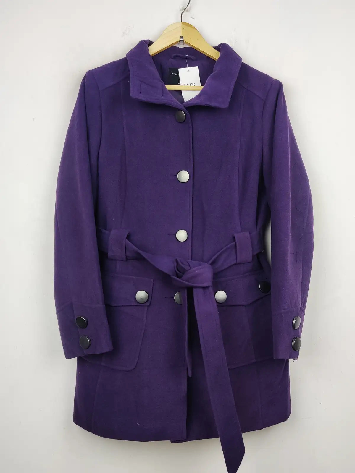 Buy online pre-used pre-loved 100% authentic & Original branded Dorothy Perkins (WC-3261) available in Pakistan. Top international brands avilable.