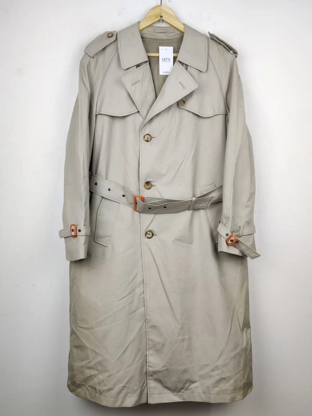 Buy online pre-used pre-loved 100% authentic & Original branded Canda (WC-3266) available in Pakistan. Top international brands avilable.