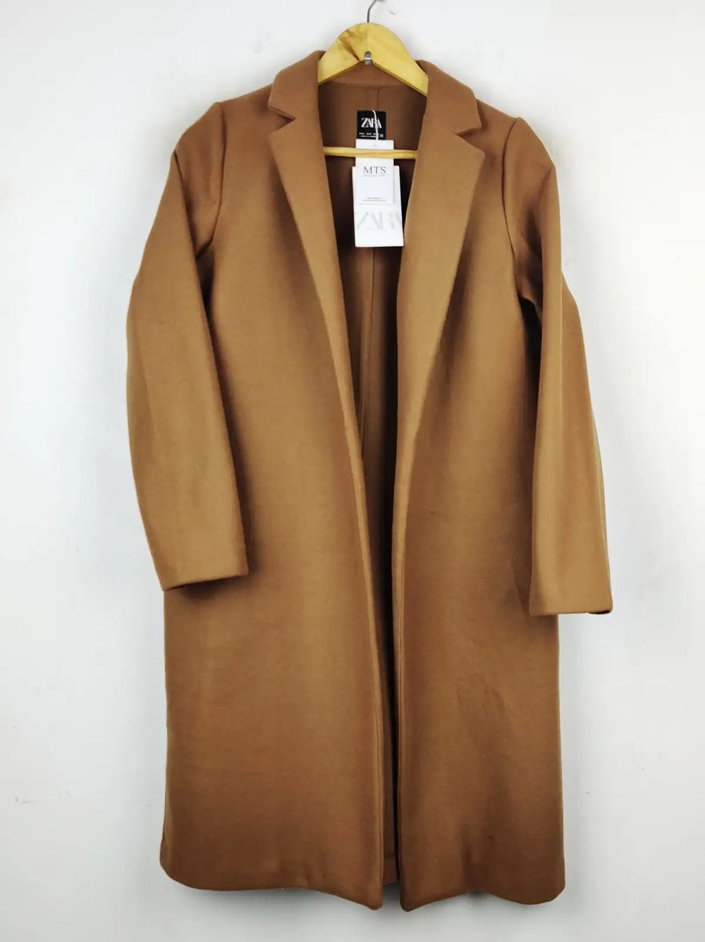 Buy online pre-used pre-loved 100% authentic & Original branded Zara (WC-3408) available in Pakistan. Top international brands avilable.