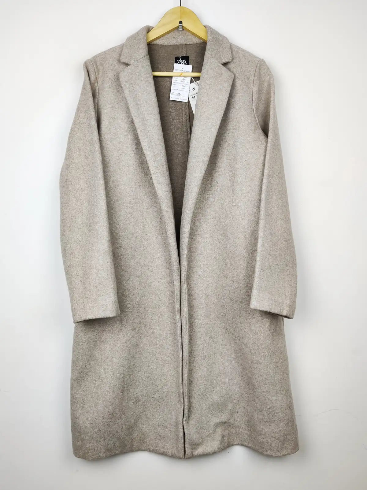 Buy online pre-used pre-loved 100% authentic & Original branded Zara (WC-3464) available in Pakistan. Top international brands avilable.