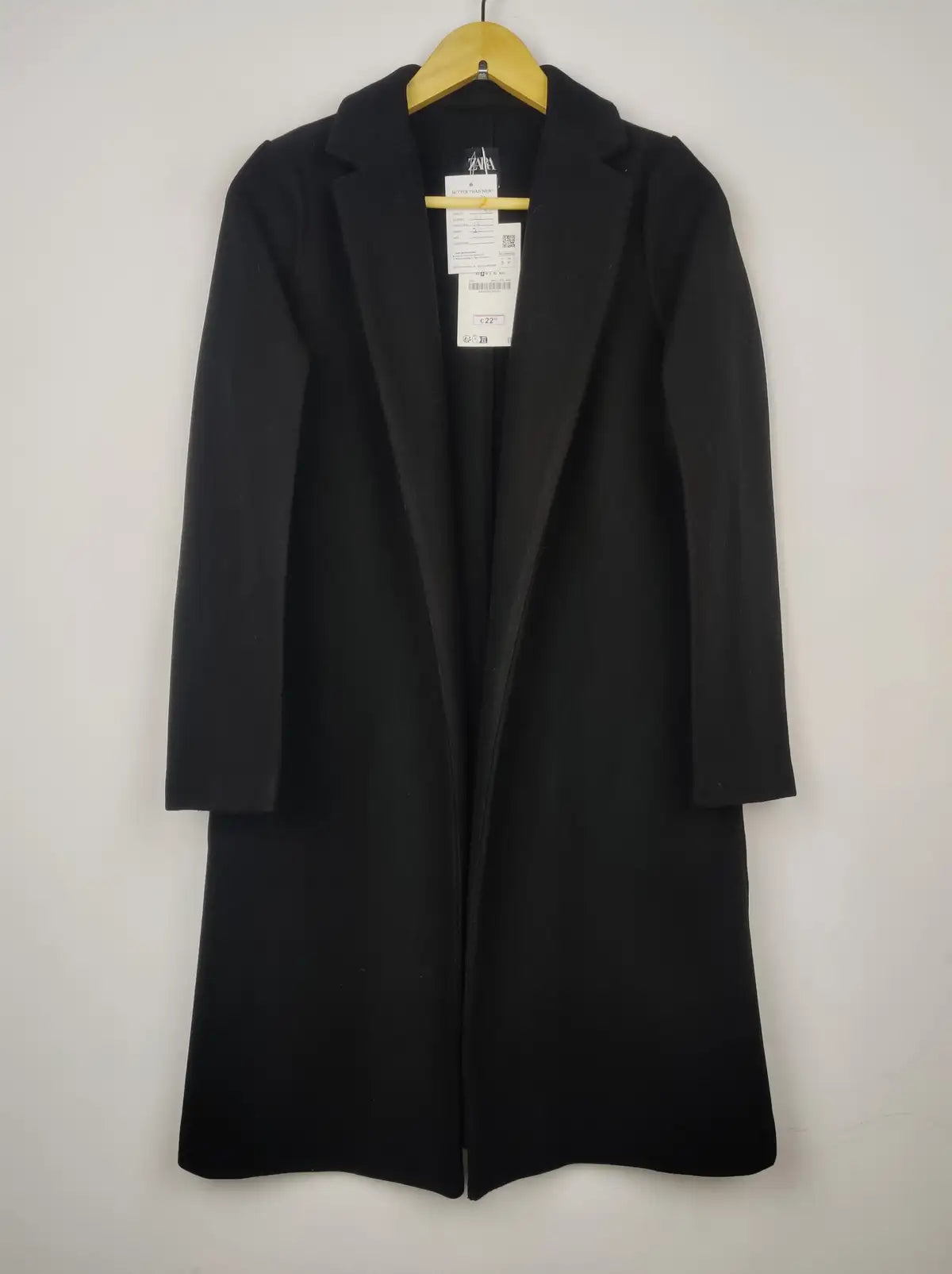 Buy online pre-used pre-loved 100% authentic & Original branded Zara (WC-3484) available in Pakistan. Top international brands avilable.