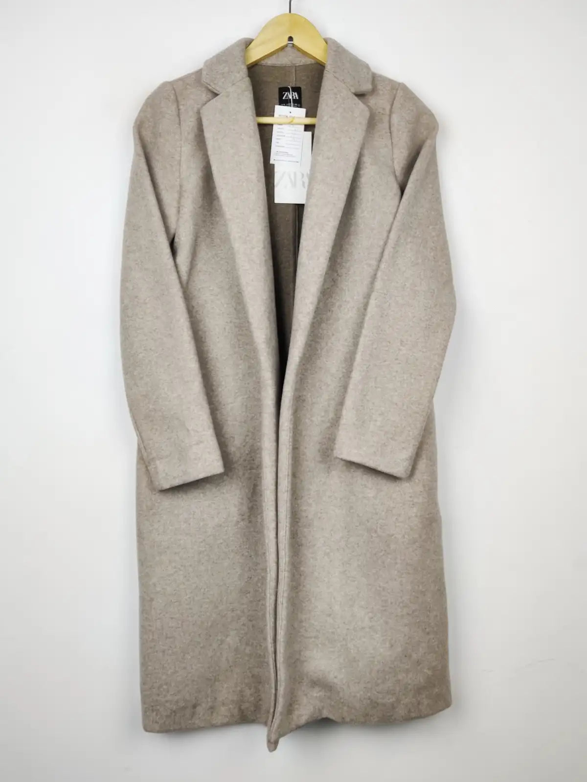 Buy online pre-used pre-loved 100% authentic & Original branded Zara (WC-3487) available in Pakistan. Top international brands avilable.