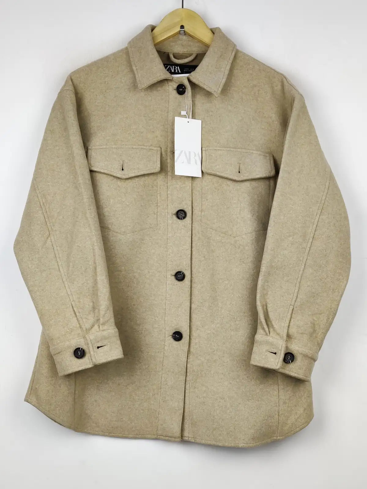 Buy online pre-used pre-loved 100% authentic & Original branded Zara (WC-3514) available in Pakistan. Top international brands avilable.