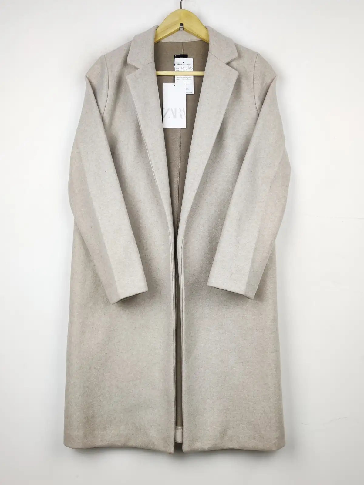 Buy online pre-used pre-loved 100% authentic & Original branded Zara (WC-3523) available in Pakistan. Top international brands avilable.