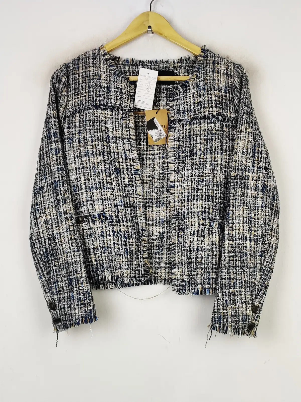 Buy online pre-used pre-loved 100% authentic & Original branded Vero Moda (WC-3702) available in Pakistan. Top international brands avilable.