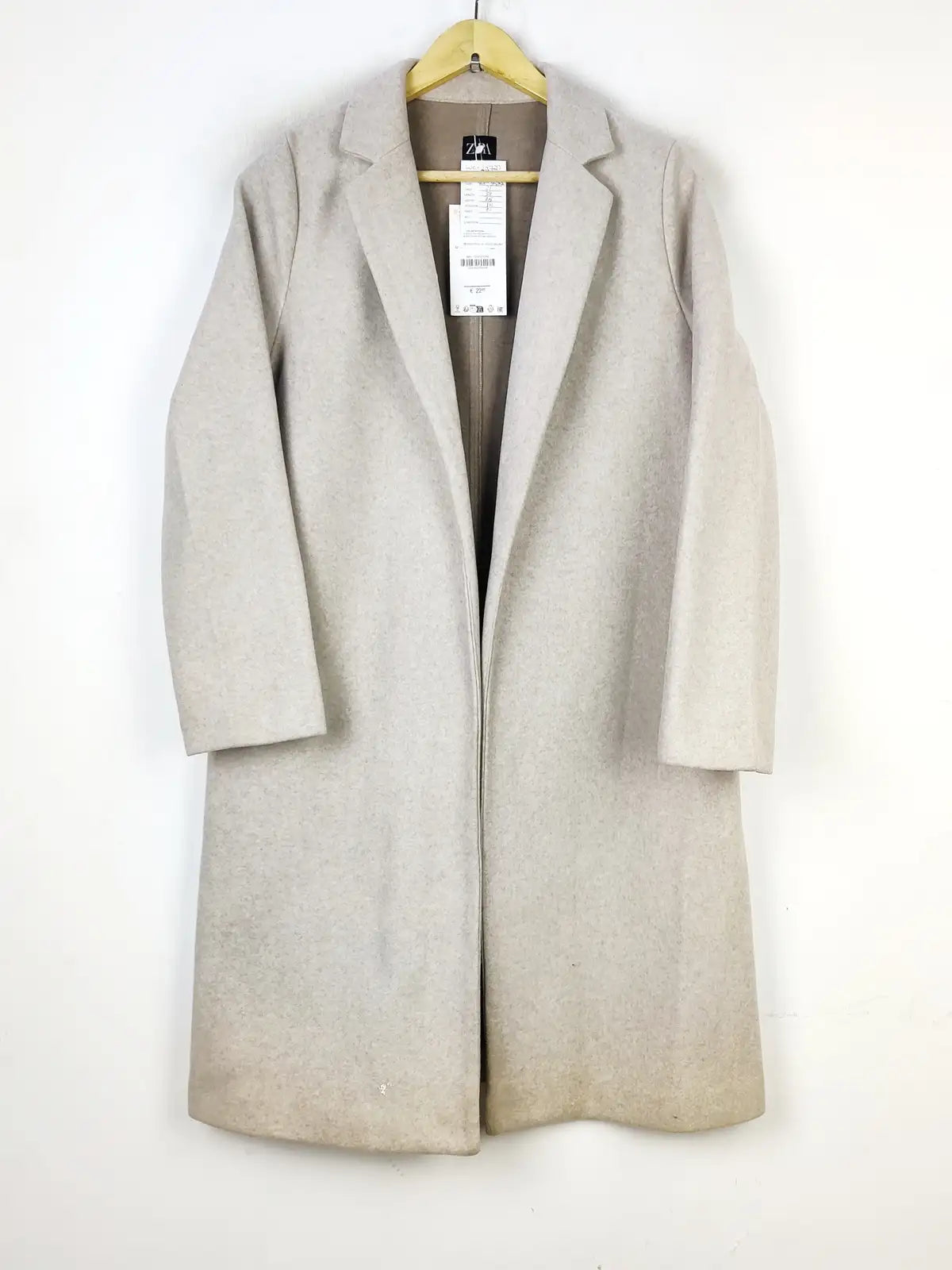 Buy online pre-used pre-loved 100% authentic & Original branded Zara (WC-3723) available in Pakistan. Top international brands avilable.