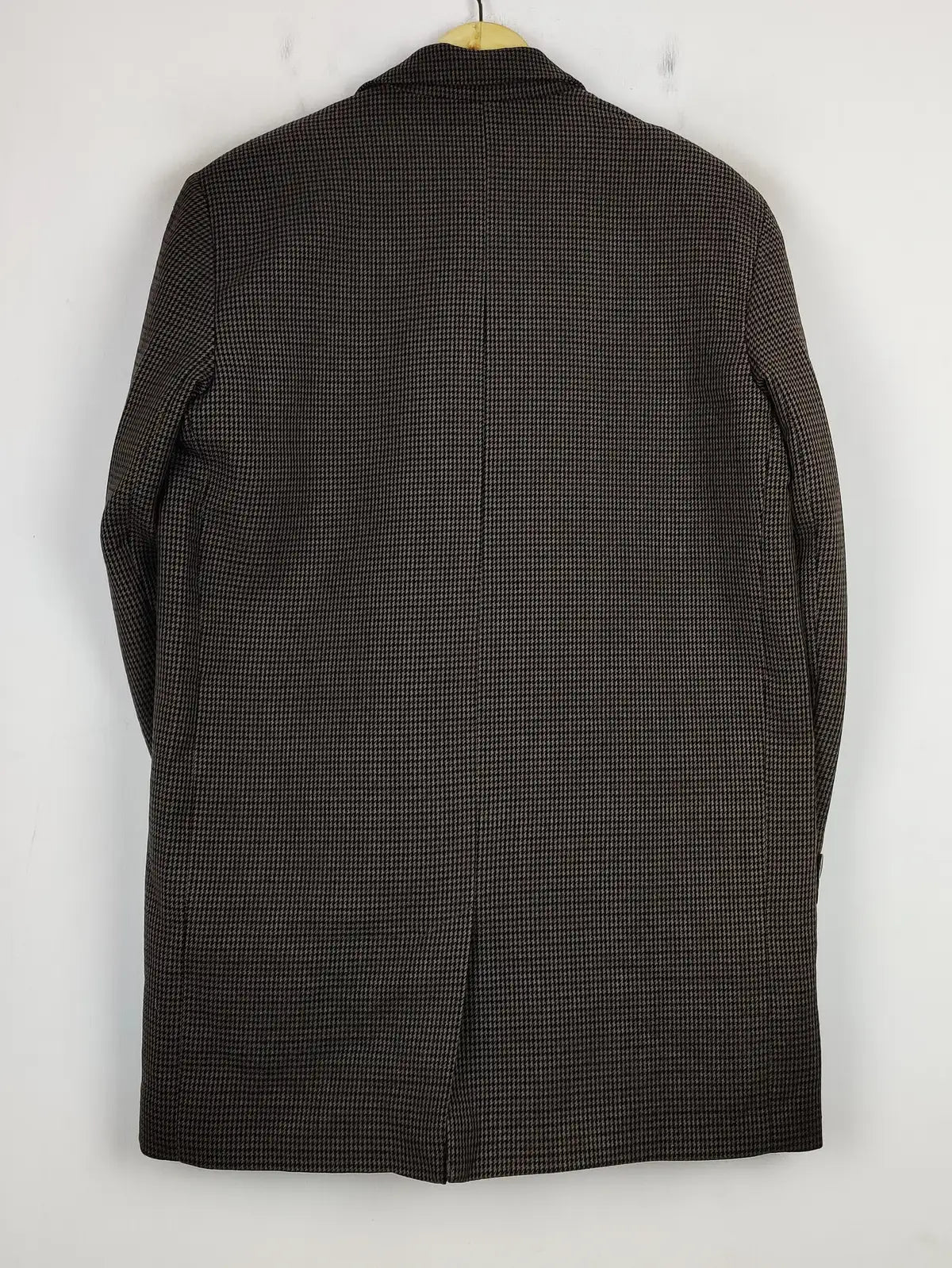 Zara (WC-4043)