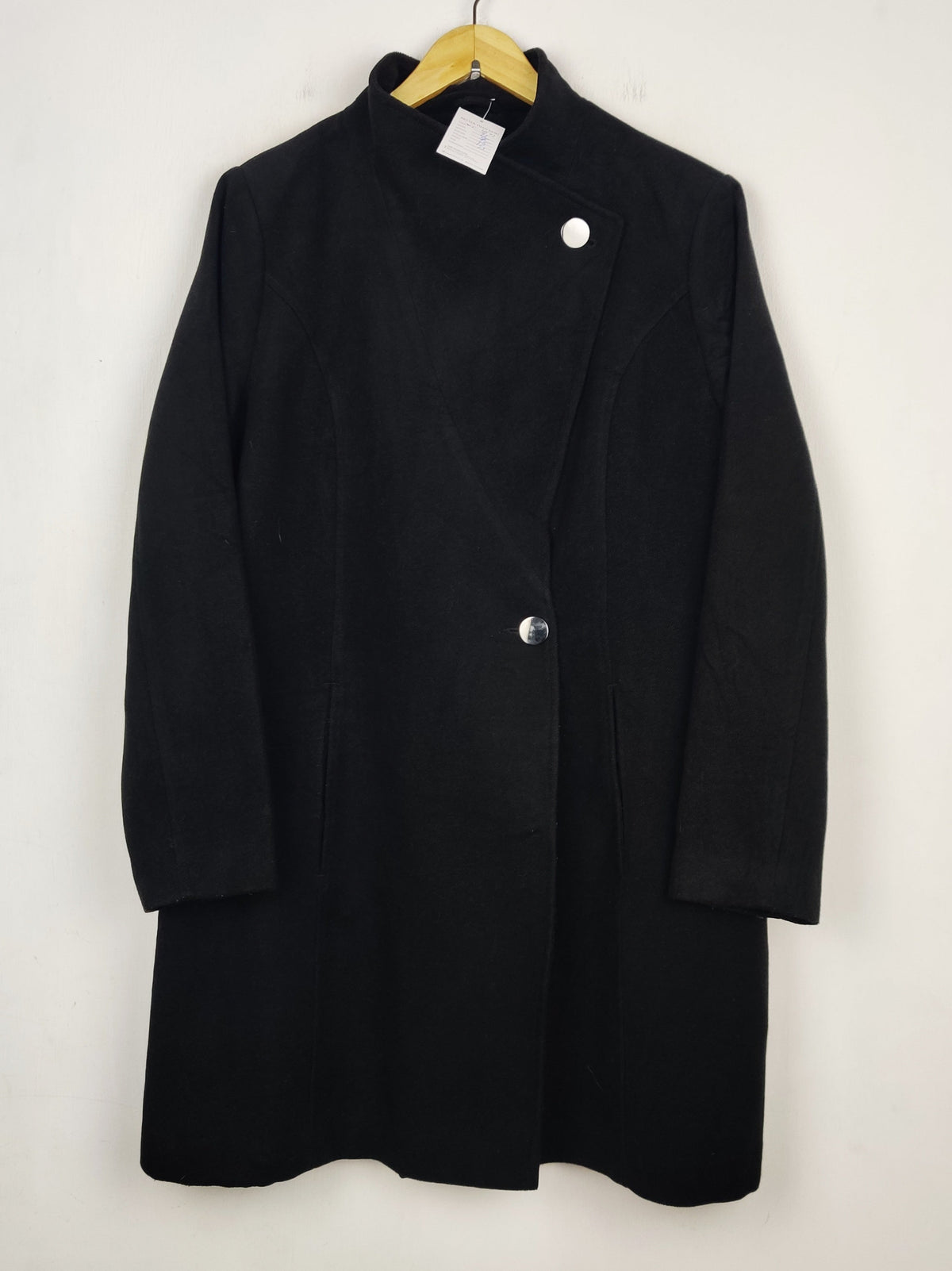Buy online pre-used pre-loved 100% authentic & Original branded Primark (WC-4502) available in Pakistan. Top international brands avilable.