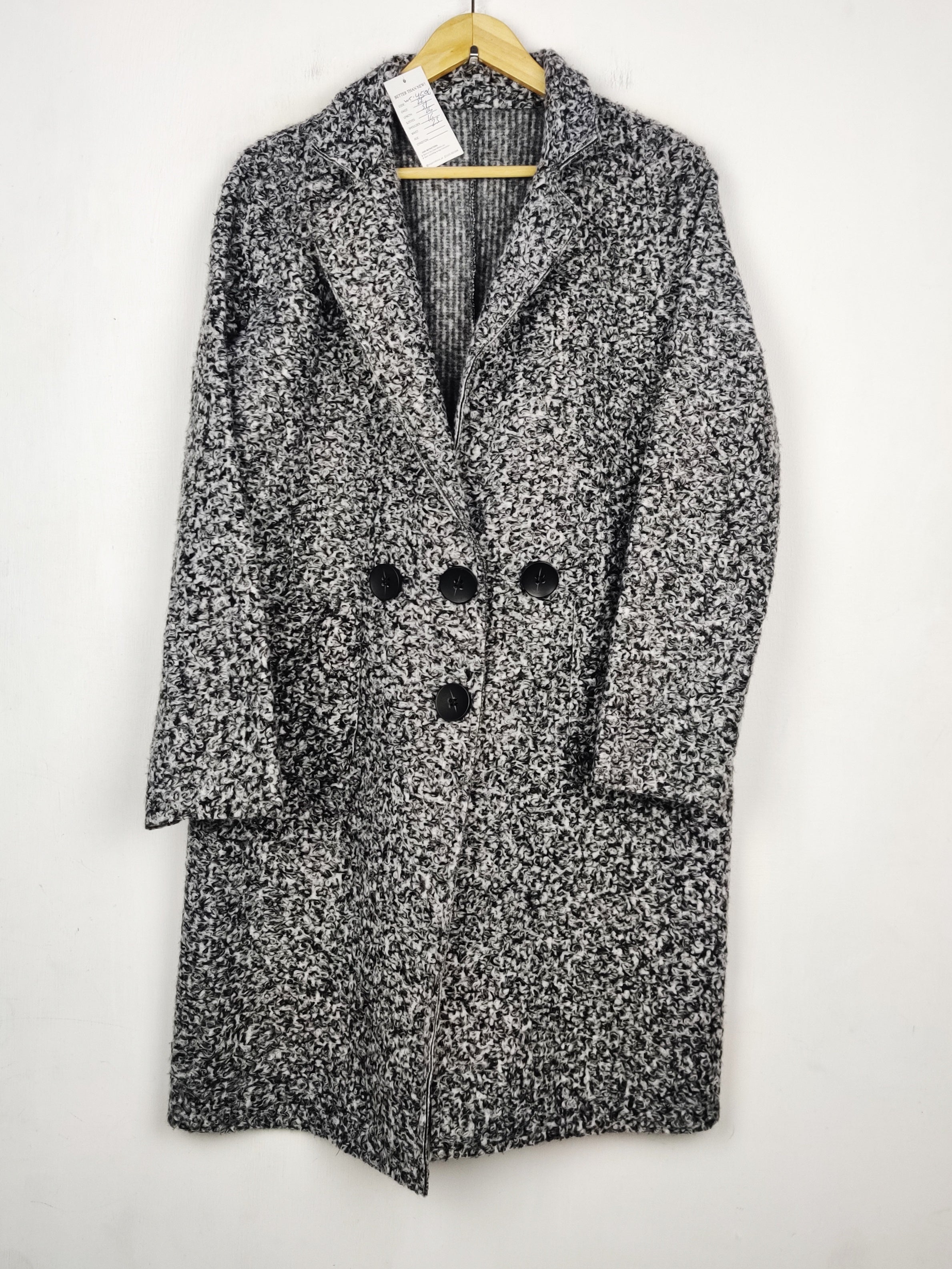 Buy online pre-used pre-loved 100% authentic & Original branded Unknown Brand (WC-4506) available in Pakistan. Top international brands avilable.