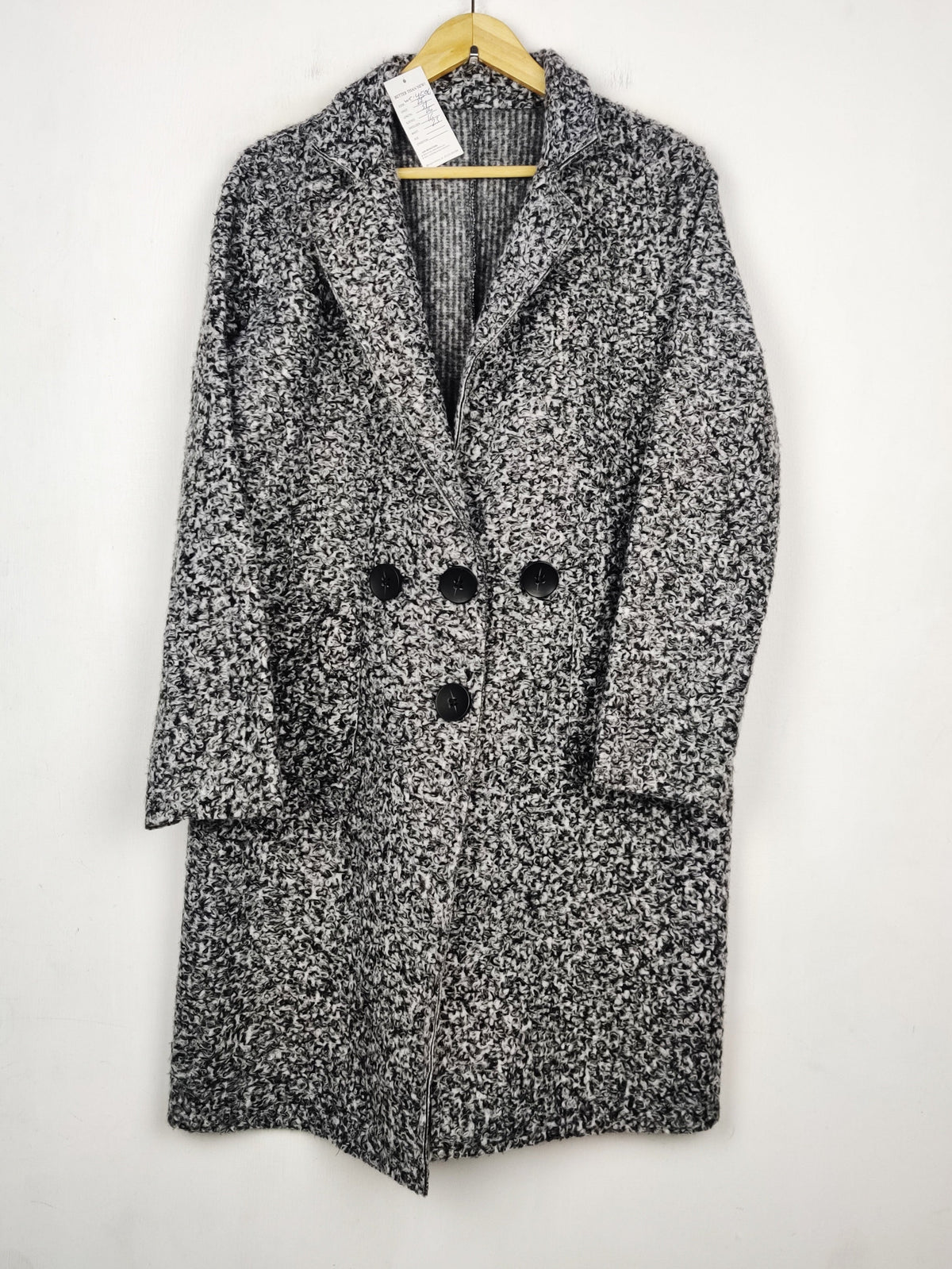 Buy online pre-used pre-loved 100% authentic & Original branded Unknown Brand (WC-4506) available in Pakistan. Top international brands avilable.