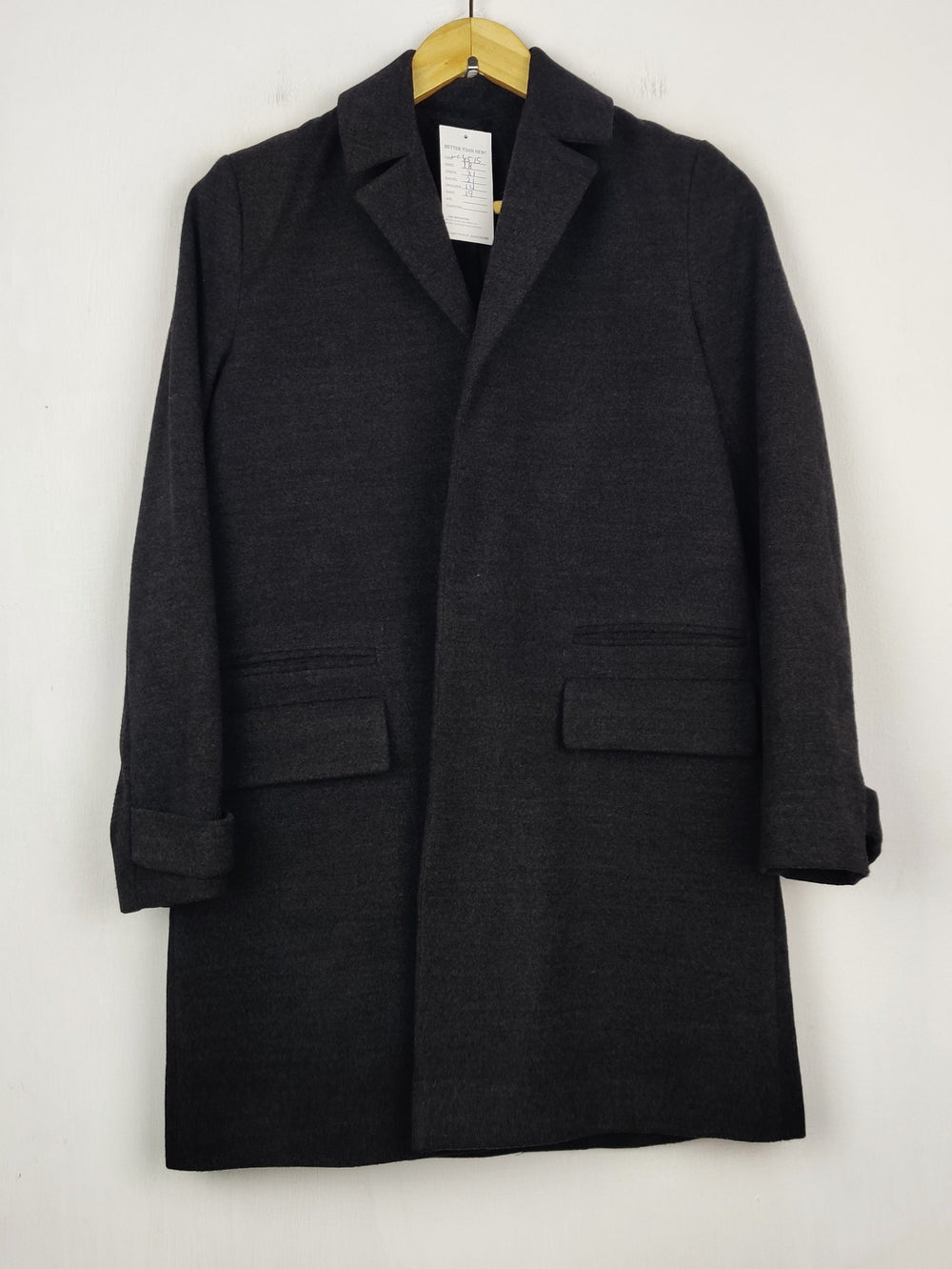 Buy online pre-used pre-loved 100% authentic & Original branded Unknown Brand (WC-4515) available in Pakistan. Top international brands avilable.