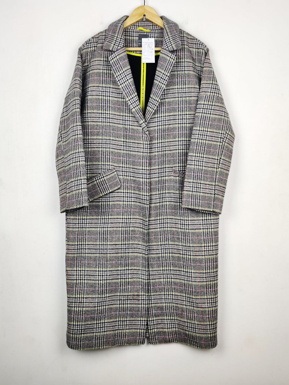 Buy online pre-used pre-loved 100% authentic & Original branded Primark (WC-4537) available in Pakistan. Top international brands avilable.