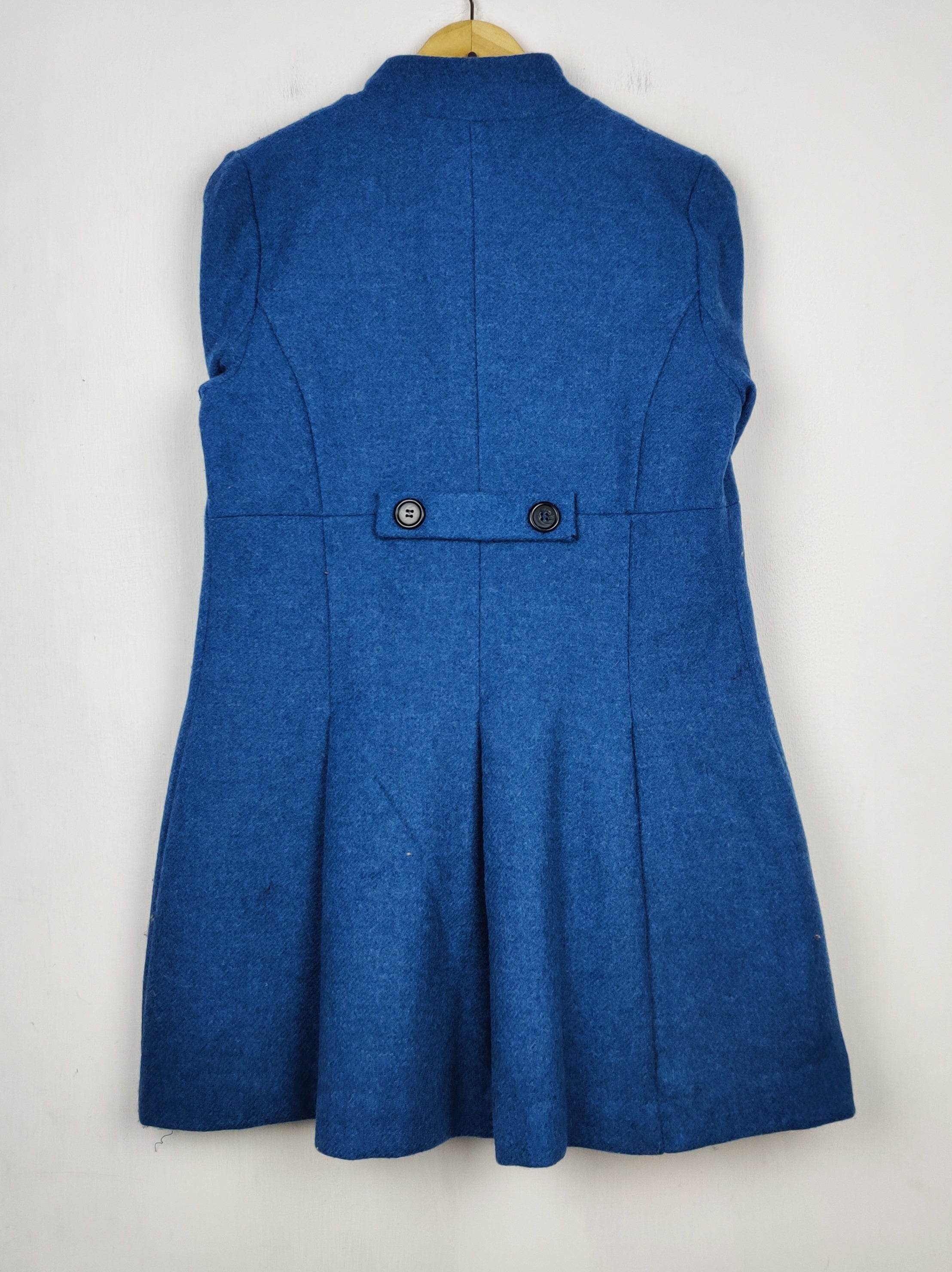 Dickins & Jones (WC-4542)