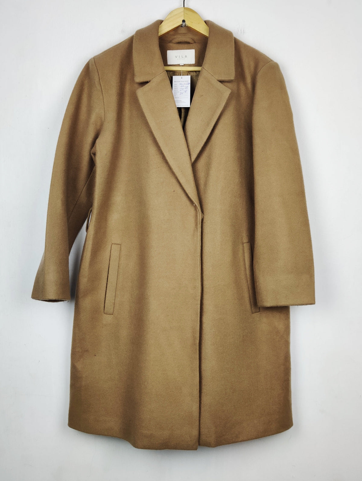 Buy online pre-used pre-loved 100% authentic & Original branded Vila (WC-4550) available in Pakistan. Top international brands avilable.