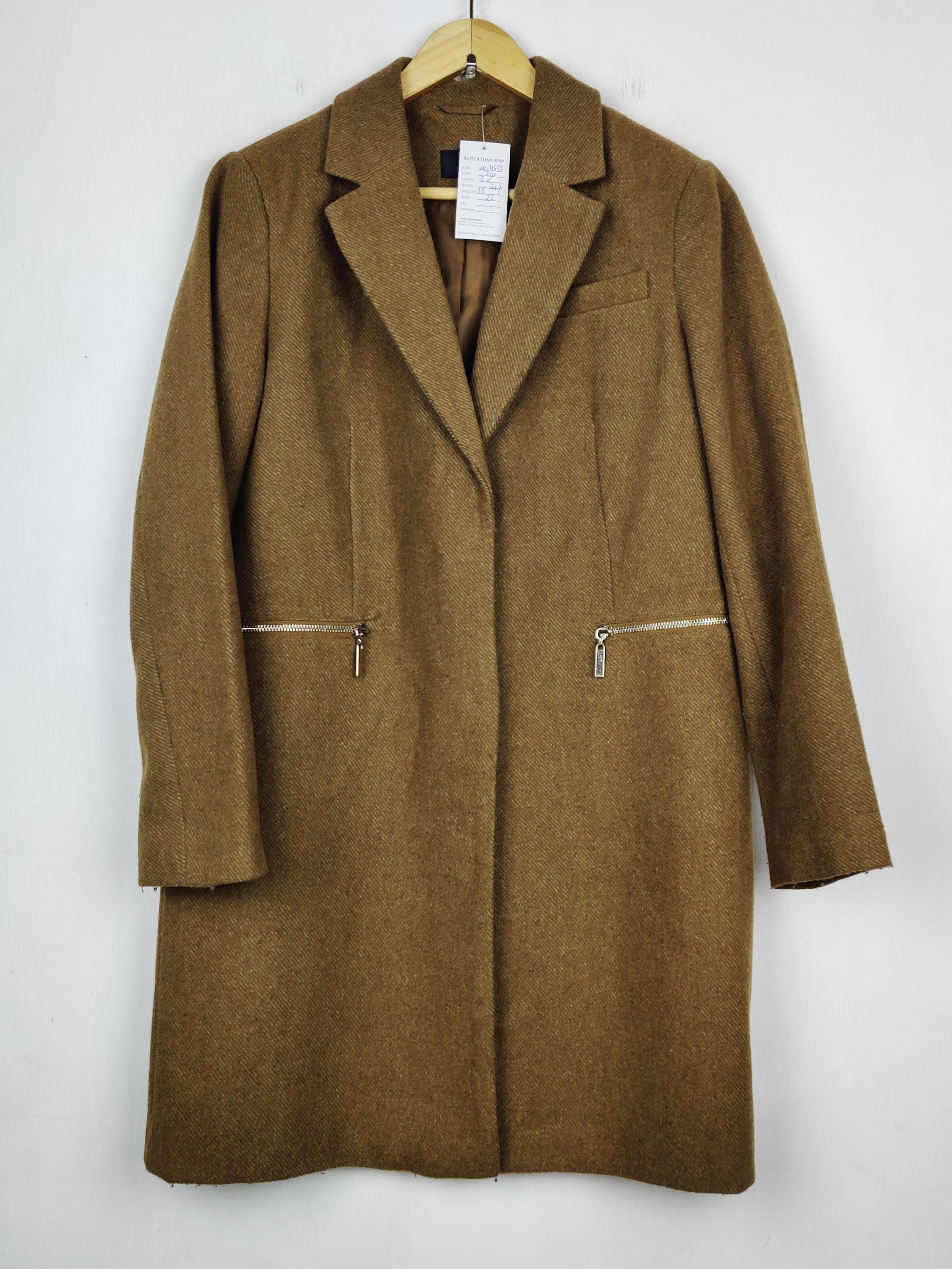 Buy online pre-used pre-loved 100% authentic & Original branded Marks & Spencer (WC-4552) available in Pakistan. Top international brands avilable.