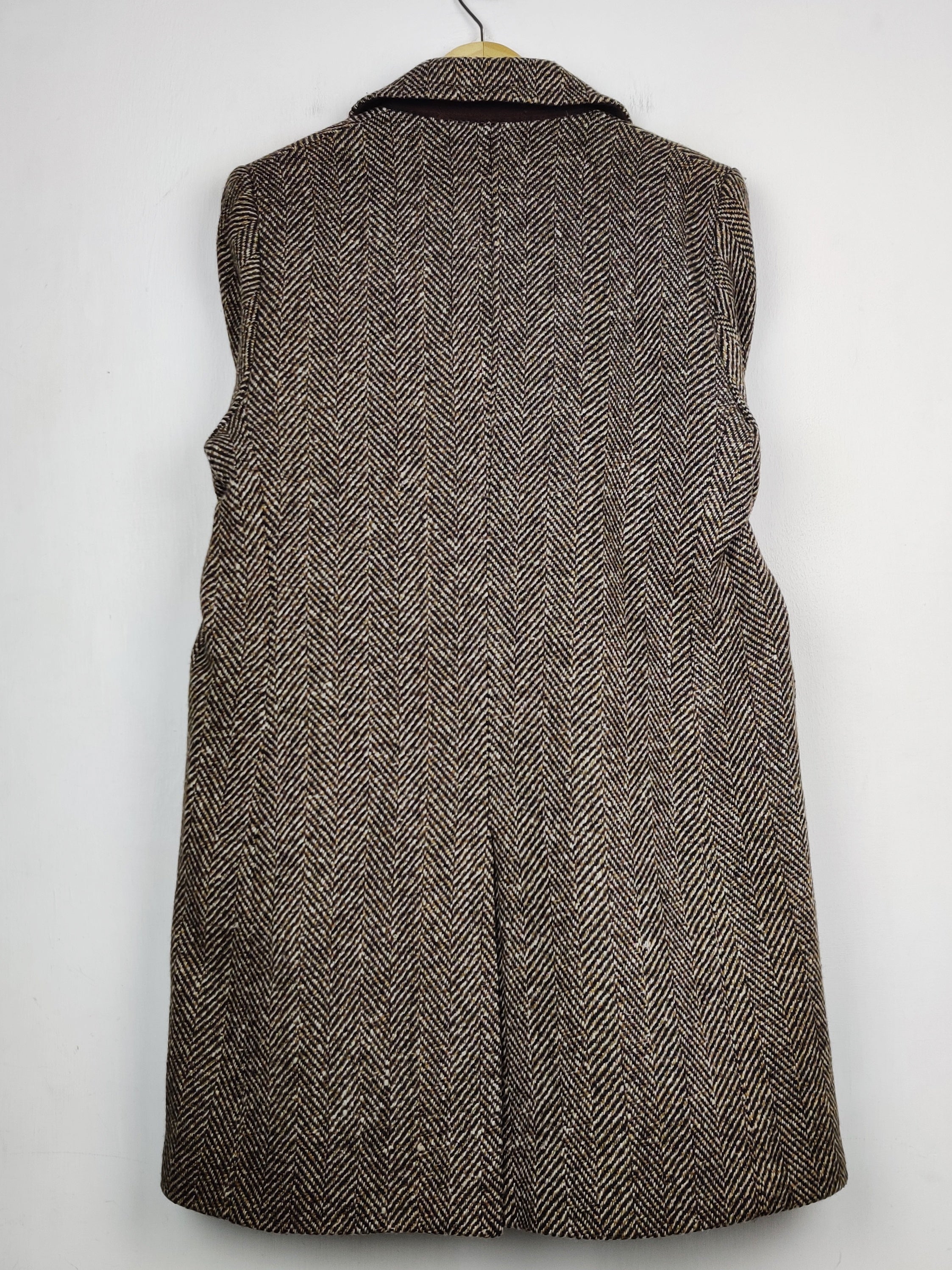 Hepworths (WC-4575)