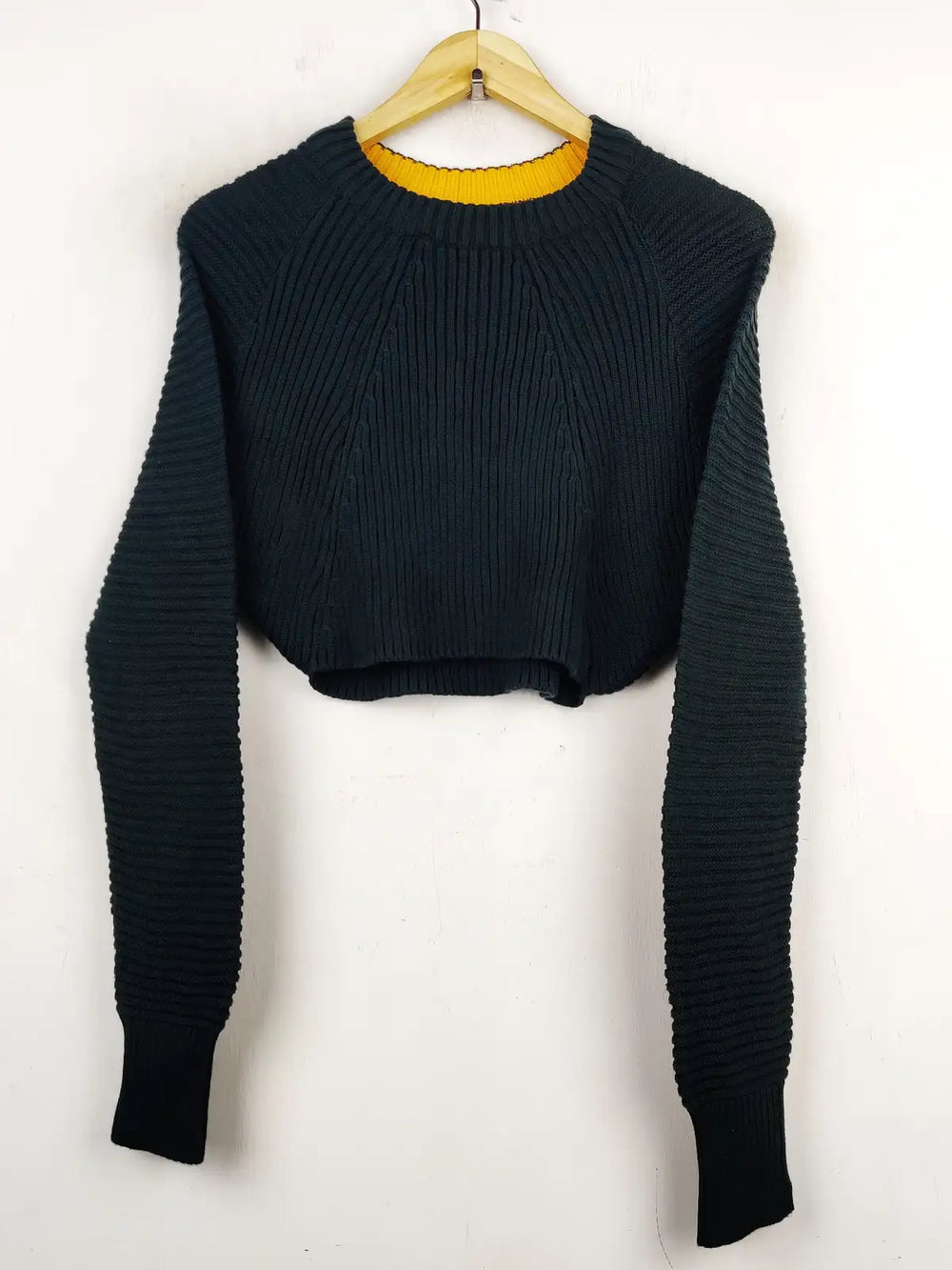 Buy online pre-used pre-loved 100% authentic & Original branded Topshop (WCT-1010) available in Pakistan. Top international brands avilable.