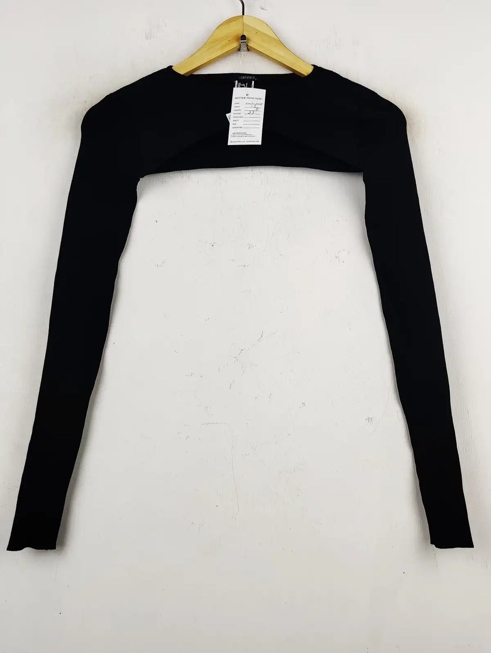 Buy online pre-used pre-loved 100% authentic & Original branded Forever 21 (WCT-1018) available in Pakistan. Top international brands avilable.
