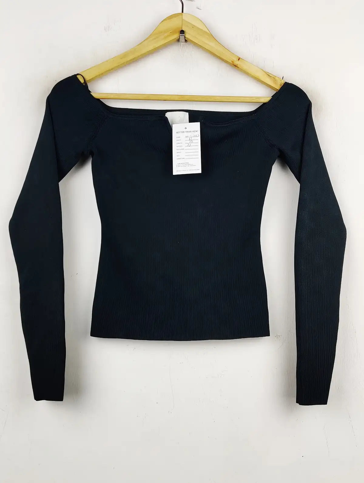 Buy online pre-used pre-loved 100% authentic & Original branded H&M (WCT-1052) available in Pakistan. Top international brands avilable.