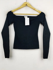 Buy online pre-used pre-loved 100% authentic & Original branded H&M (WCT-1052) available in Pakistan. Top international brands avilable.