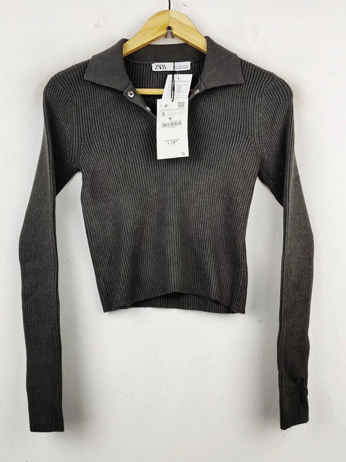 Buy online pre-used pre-loved 100% authentic & Original branded Zara (WCT-1091) available in Pakistan. Top international brands avilable.