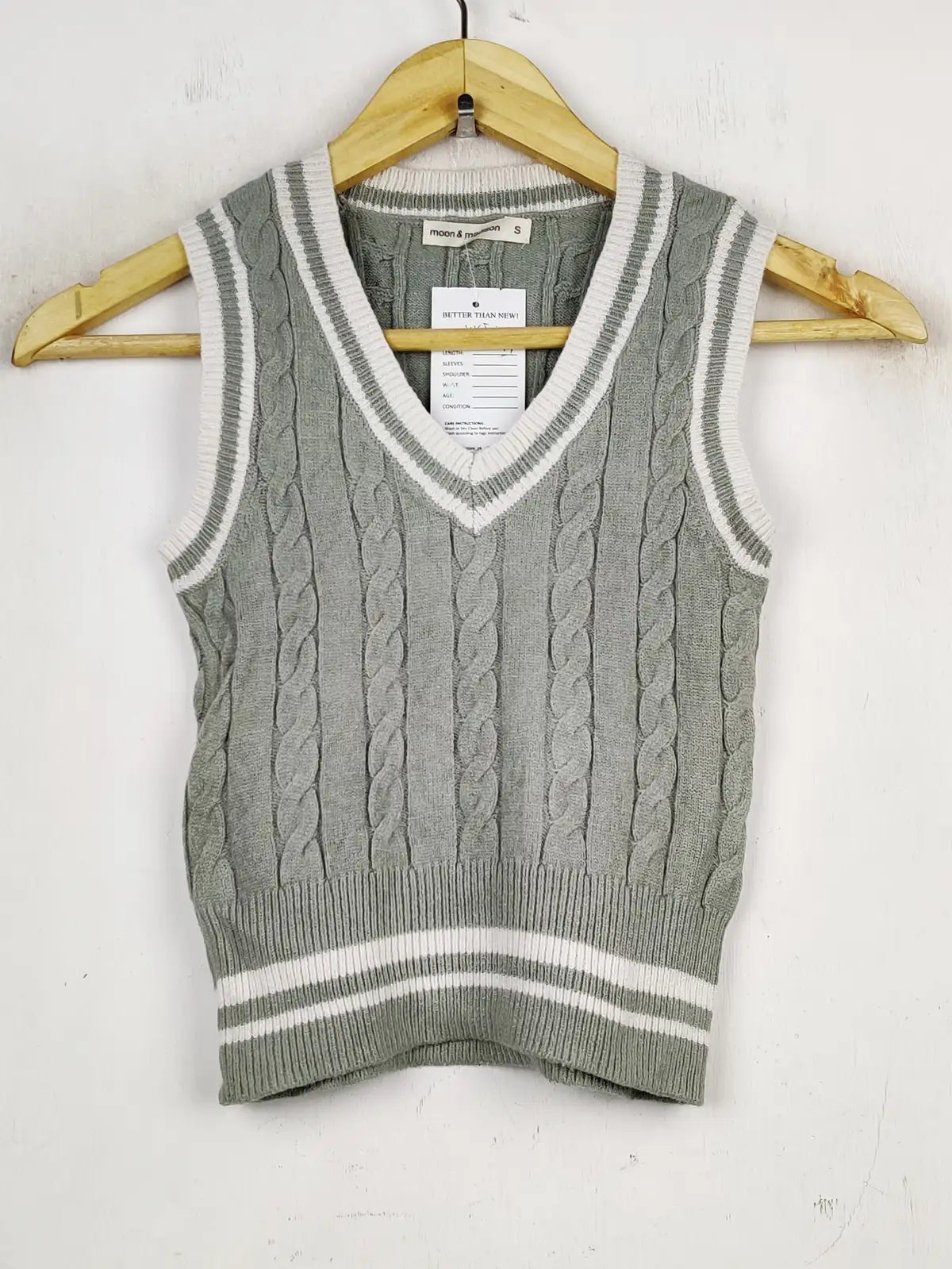 Buy online pre-used pre-loved 100% authentic & Original branded Moon & Madison (WCT-1096) available in Pakistan. Top international brands avilable.