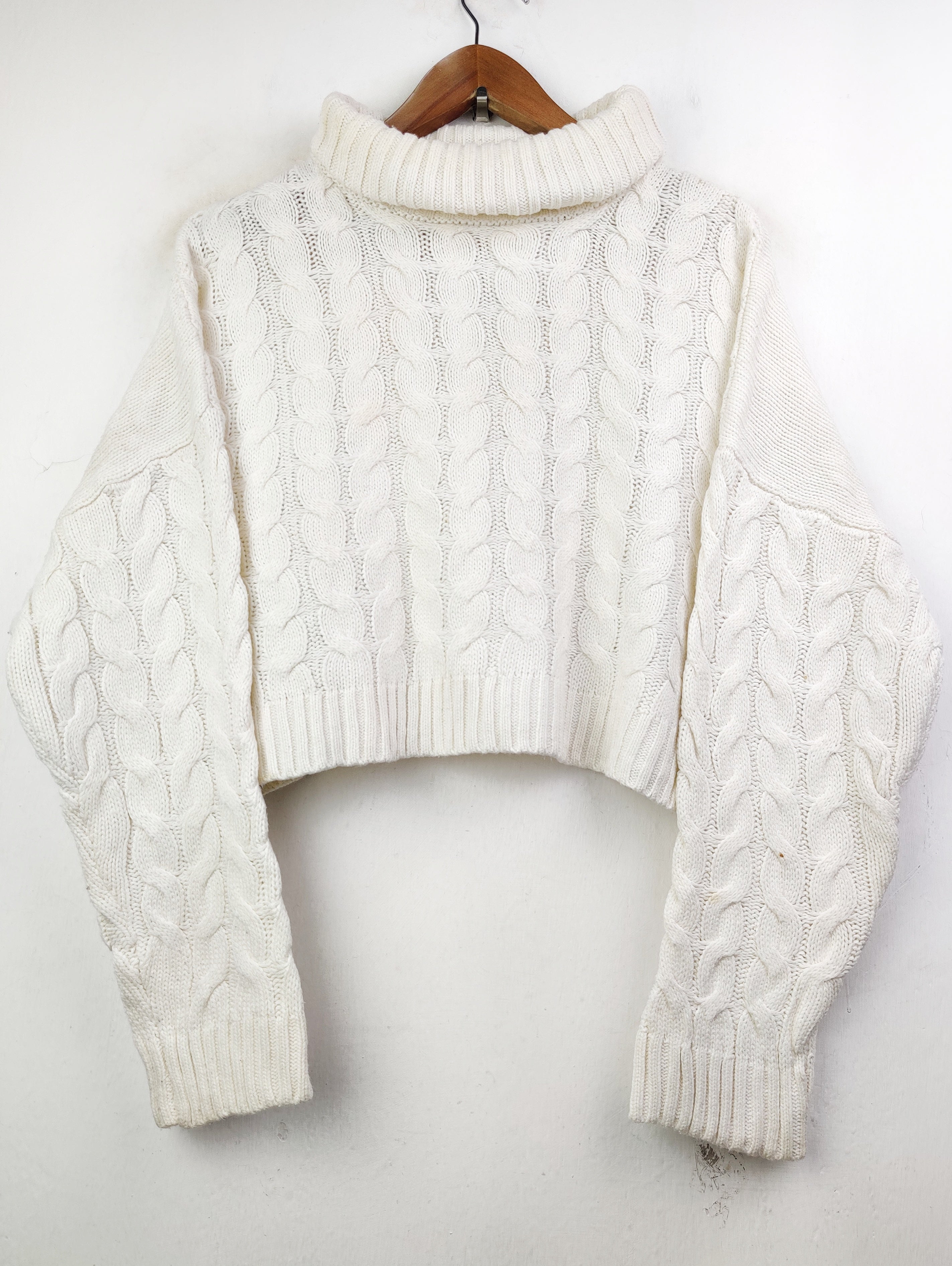 Buy online pre-used pre-loved 100% authentic & Original branded Primark (WCT-110) available in Pakistan. Top international brands avilable.