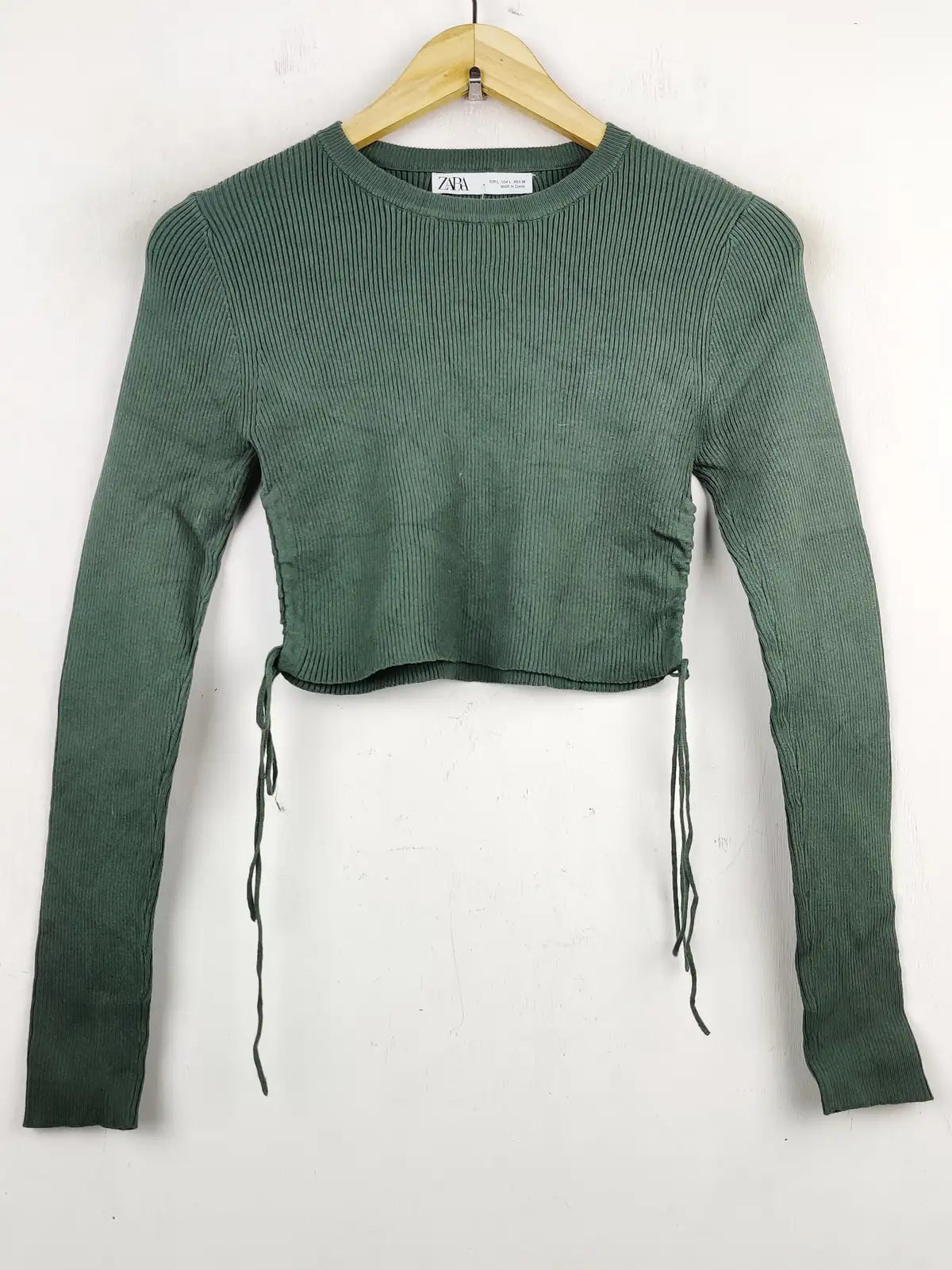 Buy online pre-used pre-loved 100% authentic & Original branded Zara (WCT-1103) available in Pakistan. Top international brands avilable.