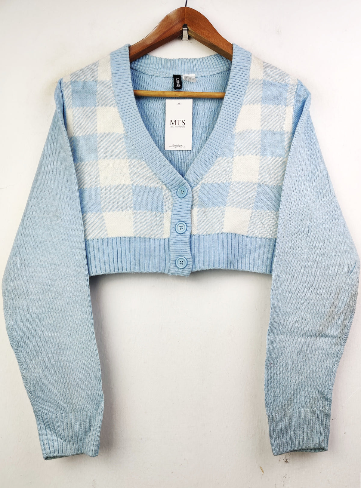 Buy online pre-used pre-loved 100% authentic & Original branded H&M (WCT-116) available in Pakistan. Top international brands avilable.