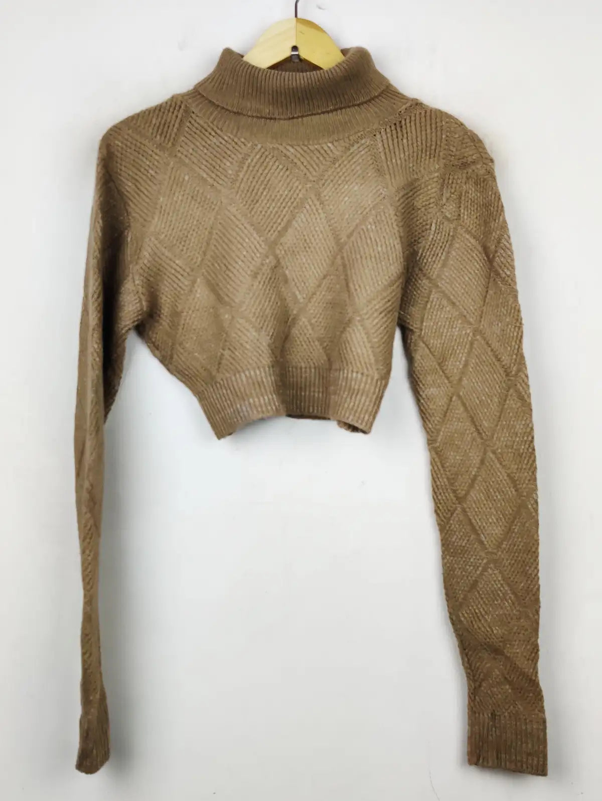 Buy online pre-used pre-loved 100% authentic & Original branded I Saw It First (WCT-1207) available in Pakistan. Top international brands avilable.