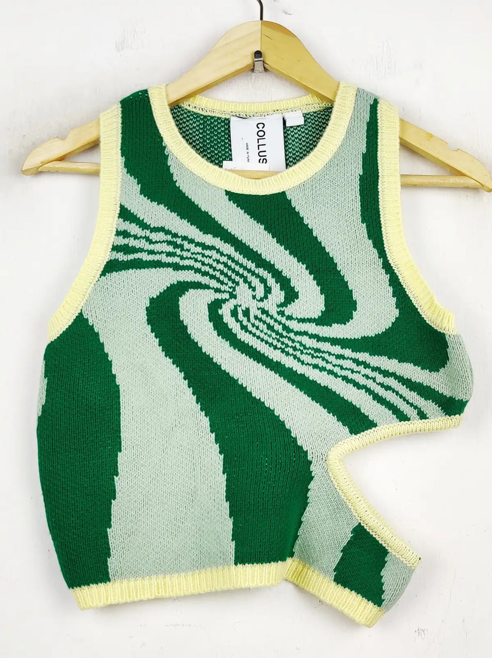 Buy online pre-used pre-loved 100% authentic & Original branded Collusion (WCT-1272) available in Pakistan. Top international brands avilable.