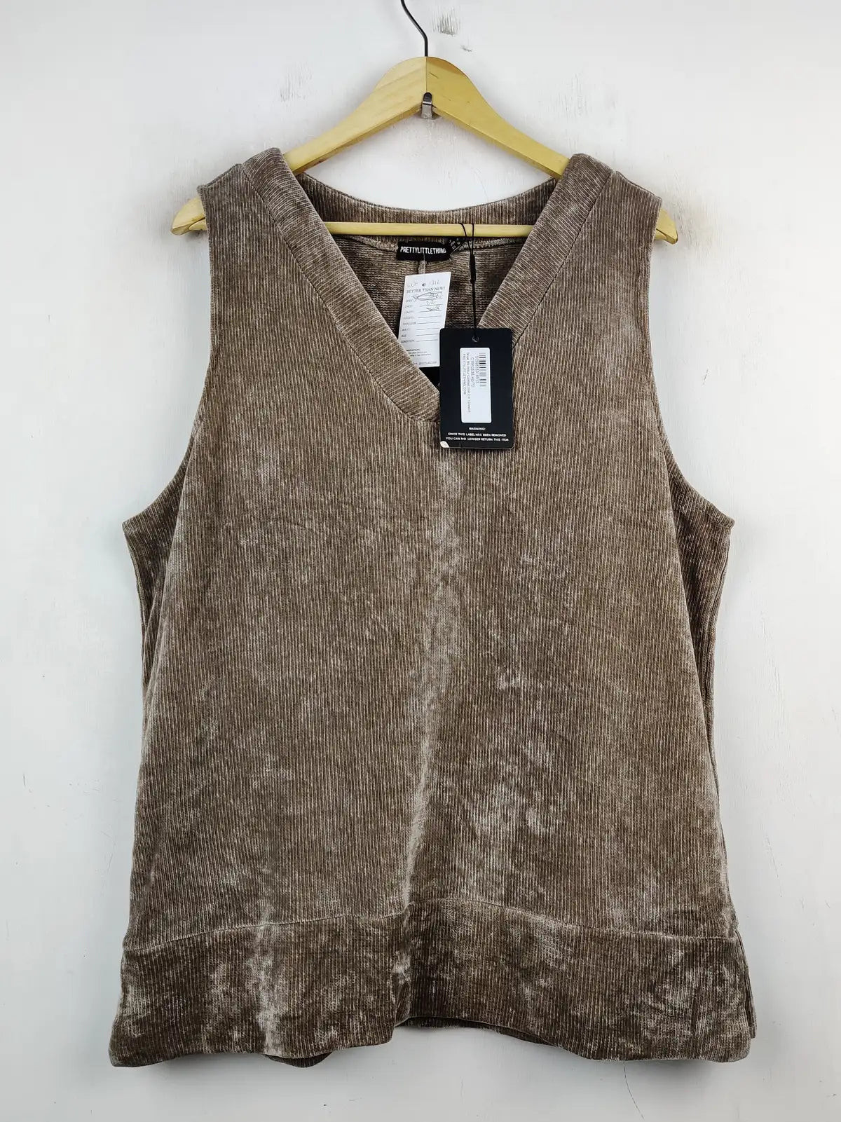 Buy online pre-used pre-loved 100% authentic & Original branded Prettylittlething (WCT-1312) available in Pakistan. Top international brands avilable.